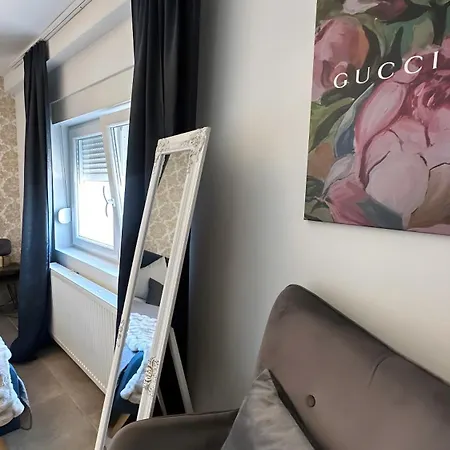 Apartamento Deluxe Mit Terrasse *