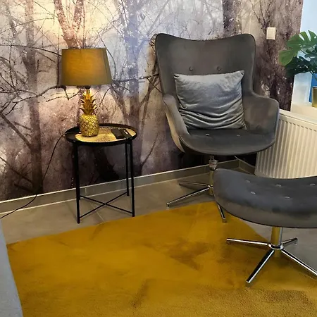 Deluxe Mit Terrasse Duisburg