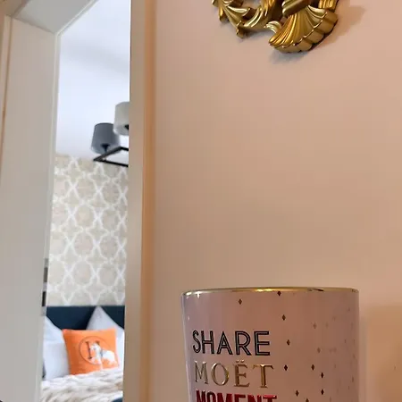 Deluxe Mit Terrasse Apartament Duisburg
