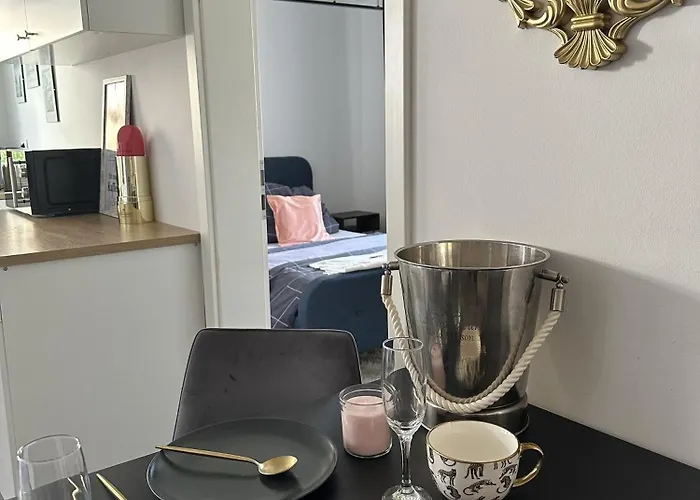 アパート Deluxe Mit Terrasse