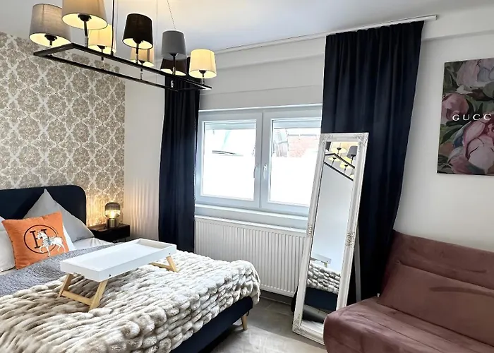 Deluxe Mit Terrasse アパート *